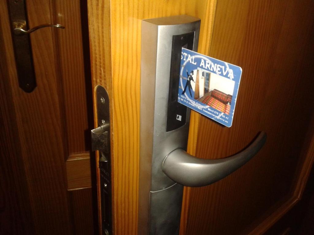 Hostal Arneva Orihuela Luaran gambar